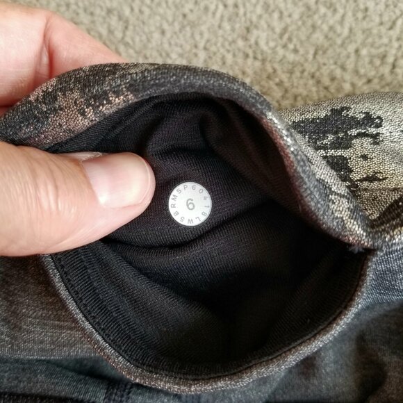 Lululemon Wunder Under High-Rise Tight Foil 28", size 6 - Picture 6 of 8